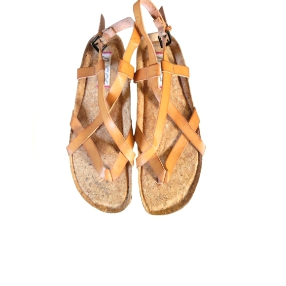 Sugar Rampage Elexxa Natural Criss-cross Sling Back Buckle Toe Ring Sandals Sz 9 - Picture 11 of 11